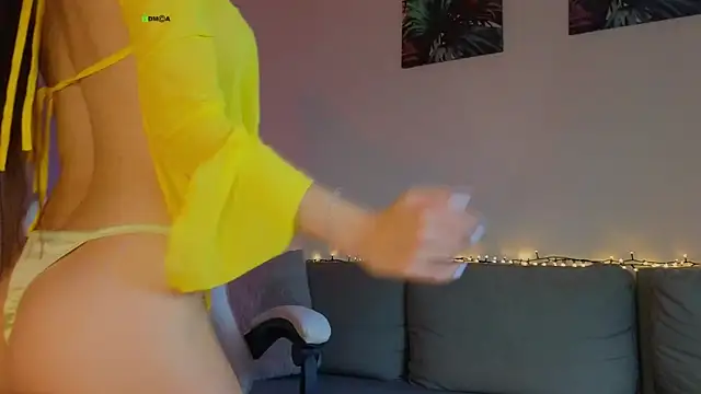 tina akira online show from 27, 10, 2025