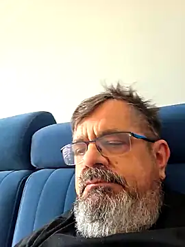 axecoman60 online show from 31, 3, 2026