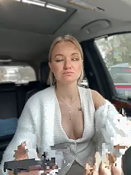 Devill Angel  online show from 19, 9, 2025