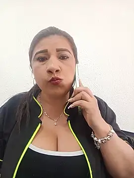 Hannahcandyy online show from 11, 6, 2026