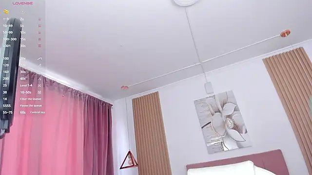 Kendall Bunnyy online show from 9, 2, 2025