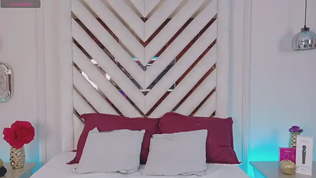 Lola King online show from 23, 4, 2026