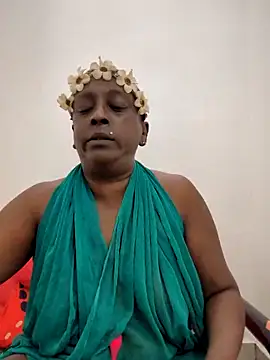 Snapshot of mamakarma1403 chatting on 3, 6, 2026 mamakarma1403 online show from 3, 6, 2026
