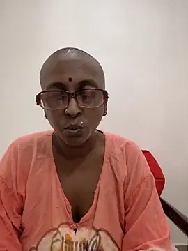 Snapshot of mamakarma1403 chatting on 11, 6, 2026 mamakarma1403 online show from 11, 6, 2026