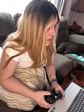 PuckBunny17 online show from 17, 12, 2024