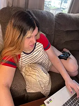 PuckBunny17 online show from 28, 12, 2024