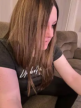 PuckBunny17 online show from 23, 4, 2026