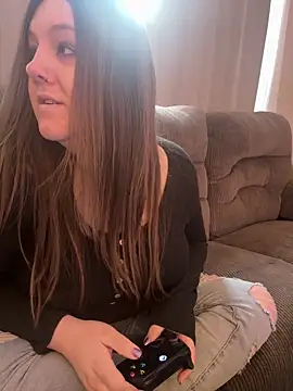 PuckBunny17 online show from 25, 4, 2026