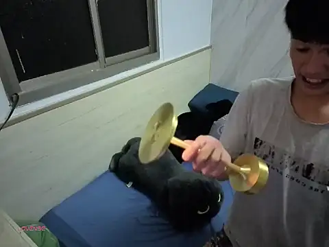 bbhiShark online show from 26, 9, 2025