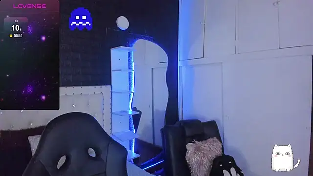 Ghosty Doll online show from 19, 2, 2025