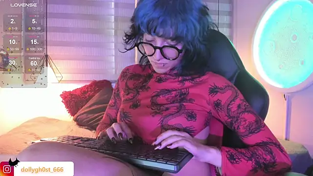 Ghosty Doll online show from 26, 4, 2026