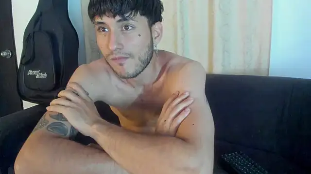 Henrikk senn online show from 3, 10, 2025