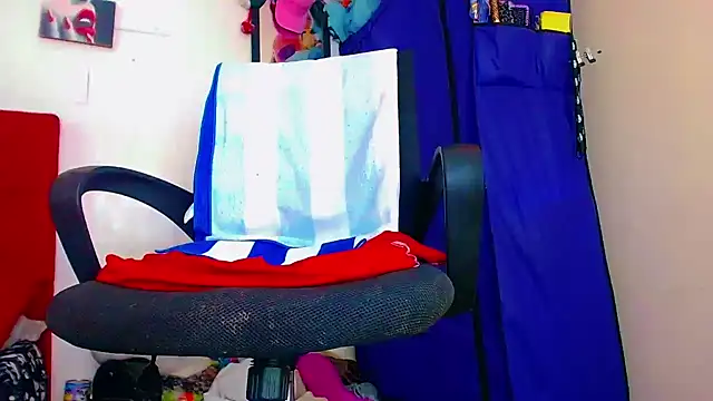 Snapshot of nicol_gill_ chatting on 7, 2, 2025 nicol gill online show from 7, 2, 2025