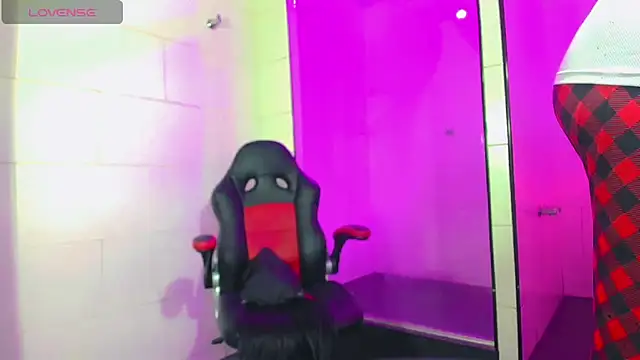 Snapshot of nicol_gill_ chatting on 20, 2, 2025 nicol gill online show from 20, 2, 2025