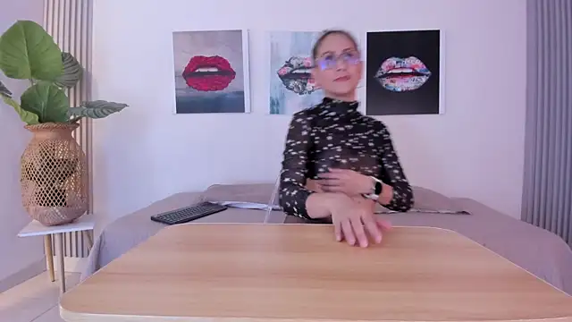 Angela donnato online show from 18, 2, 2026