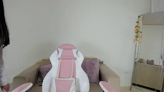 Snapshot of Charlotte_cowell_sub1_ chatting on 26, 12, 2024 Charlotte cowell sub1 online show from 26, 12, 2024