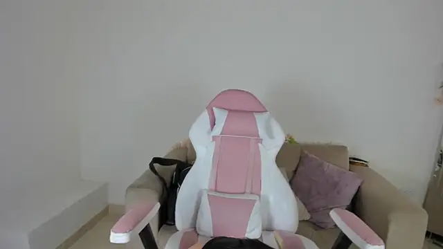 Snapshot of Charlotte_cowell_sub1_ chatting on 29, 12, 2024 Charlotte cowell sub1 online show from 29, 12, 2024