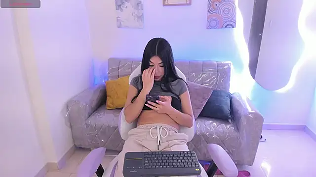 Snapshot of Charlotte_cowell_sub1_ chatting on 18, 10, 2025 Charlotte cowell sub1 online show from 18, 10, 2025