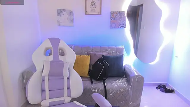 Snapshot of Charlotte_cowell_sub1_ chatting on 27, 11, 2025 Charlotte cowell sub1 online show from 27, 11, 2025