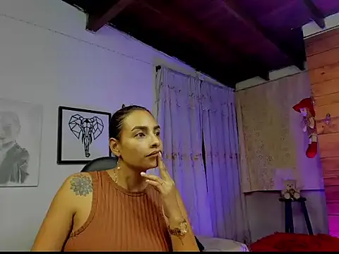 mykaelahoney online show from 7, 1, 2026