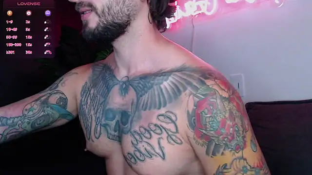 Snapshot of marco_allison43 chatting on 15, 1, 2026 marco allison43 online show from 15, 1, 2026