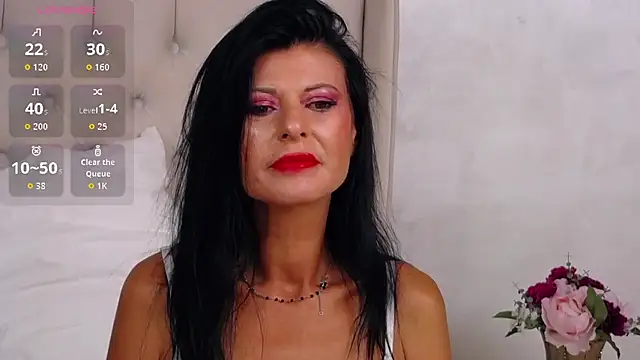 RosalieNorman online show from 28, 7, 2026