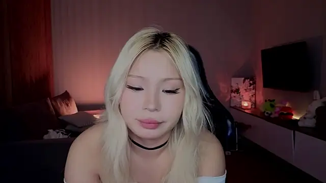 RileyMee online show from 26, 4, 2026