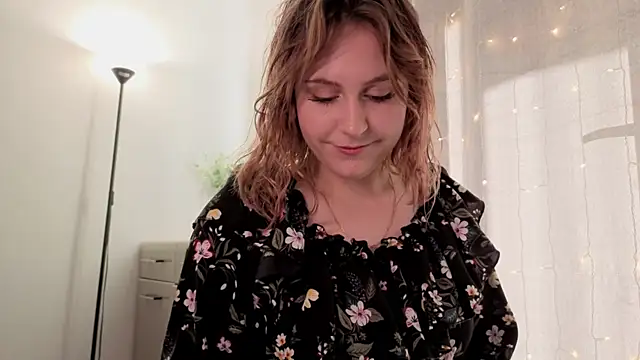 Diana Flower online show from 28, 9, 2025