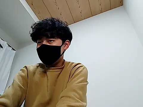 whitebriefboy online show from 17, 2, 2025