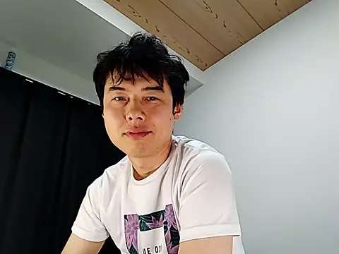 whitebriefboy online show from 10, 9, 2025