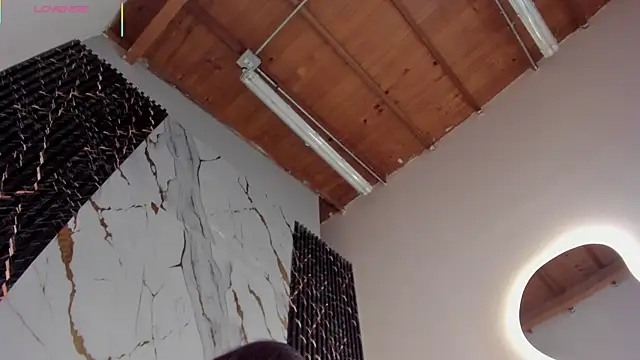 ebony hot1 online show from 23, 4, 2026