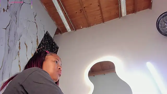 ebony hot1 online show from 28, 4, 2026