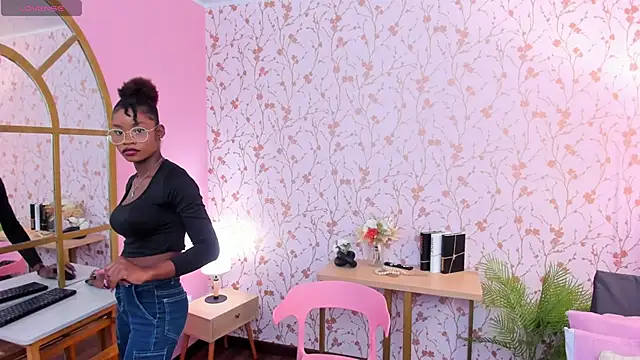 amber-hill online show from 12, 3, 2025