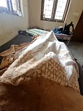 Yours daddy6728 online show from 18, 2, 2026