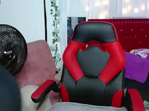 helenca43 online show from 1, 3, 2025