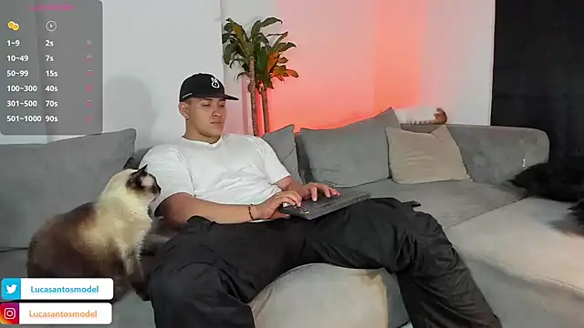 lucasanto  online show from 3, 12, 2024