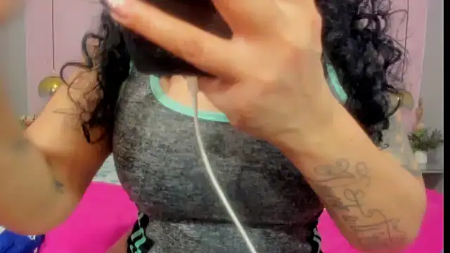 Snapshot of valeriasexxx chatting on 13, 2, 2025 valeriasexxx online show from 13, 2, 2025