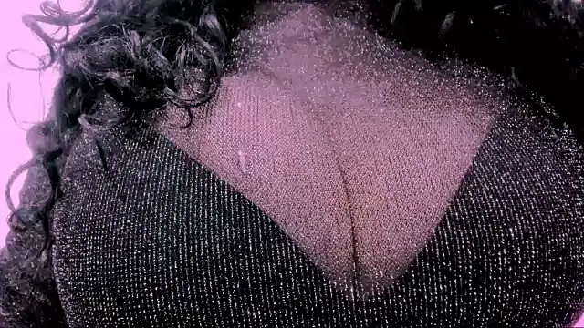 Snapshot of valeriasexxx chatting on 25, 10, 2025 valeriasexxx online show from 25, 10, 2025