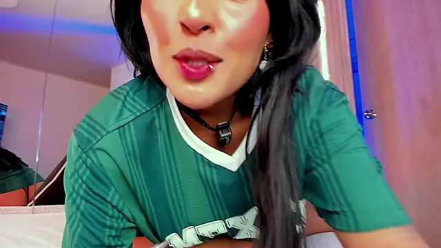 Snapshot of EviePhoenix chatting on 11, 6, 2026 EviePhoenix online show from 11, 6, 2026