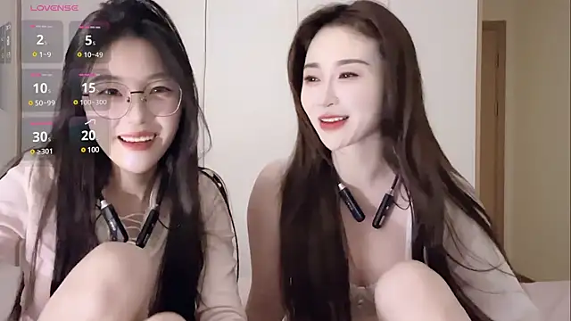 Sweet-Angel999 online show from 3, 2, 2025