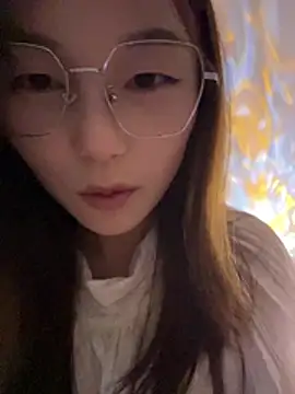 Sweet-Angel999 online show from 9, 6, 2026