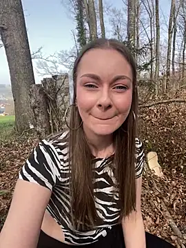 Joanachupa online show from 5, 3, 2026