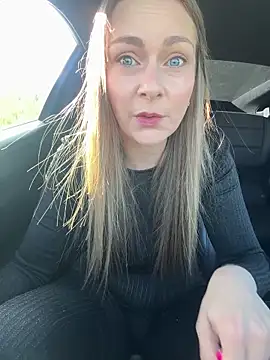 Joanachupa online show from 21, 4, 2026