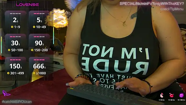 Snapshot of ZoeMesmerize chatting on 12, 6, 2026 ZoeMesmerize online show from 12, 6, 2026