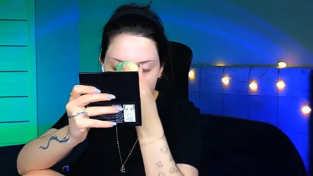 Snapshot of Stacy_Gonzales_ chatting on 12, 3, 2025 Stacy Gonzales online show from 12, 3, 2025