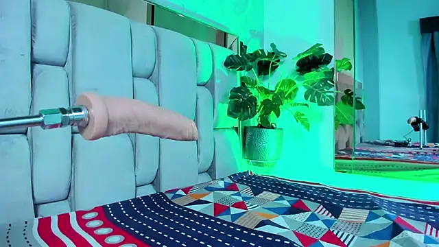 RoseTaylor   online show from 18, 3, 2026