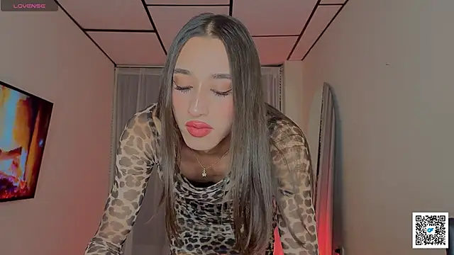 Goddivaa online show from 4, 12, 2025