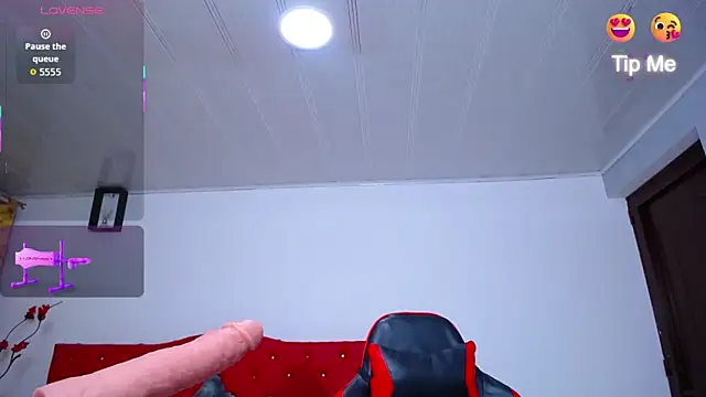 cristal horny19 online show from 21, 4, 2026