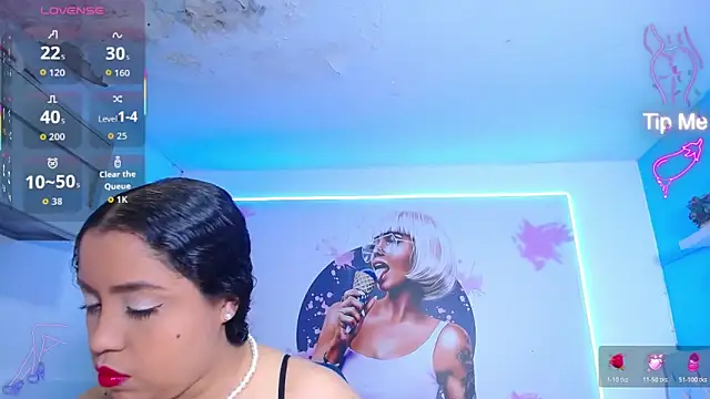 cristal horny19 online show from 4, 6, 2026