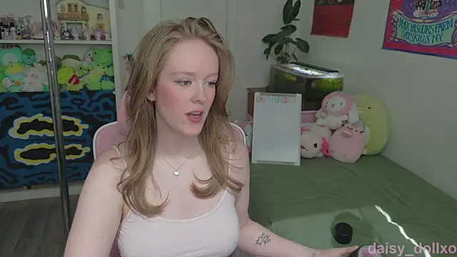Daisy Dollxo online show from 27, 4, 2026